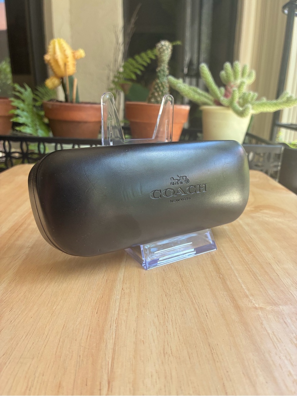 Authentic Coach Black Hard Sunglasses Case Gold Logo - Picture 4 of 7
